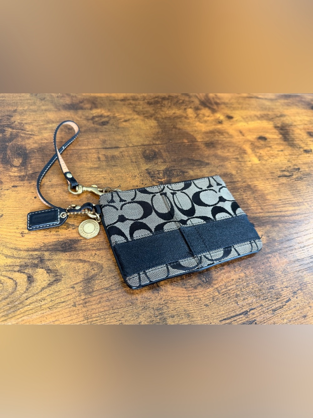 Coach Signature Wristlet Pouch Wallet Black Y2K Jacquard Zip Clutch Vintage